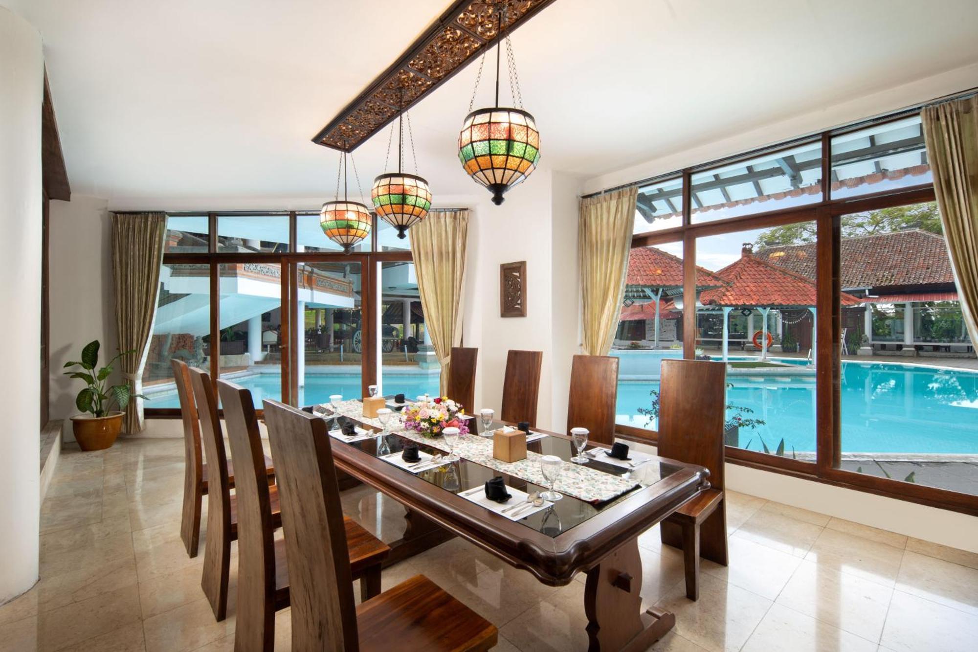 Royal Hotel And Villas טראוואס מראה חיצוני תמונה