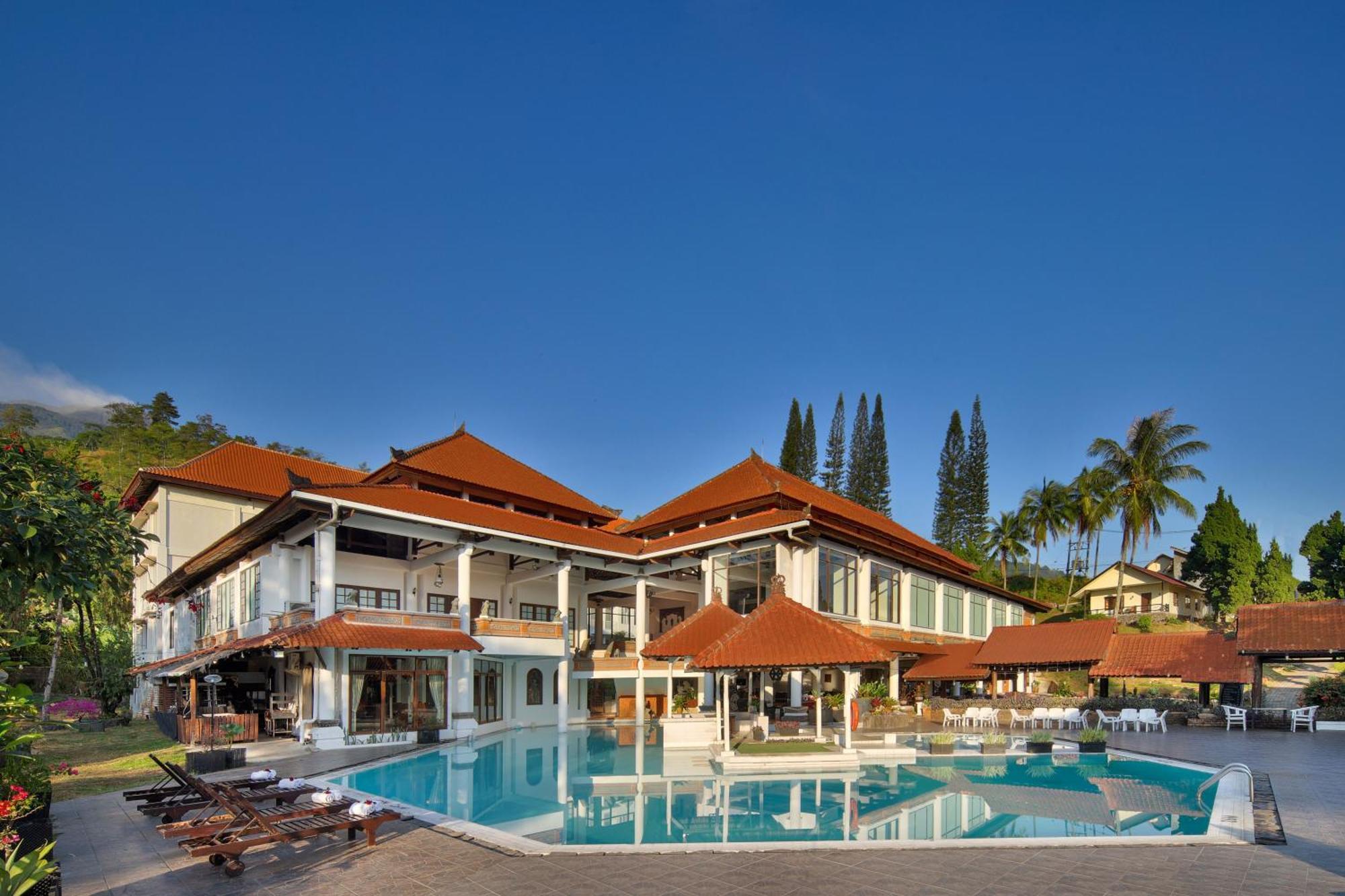 Royal Hotel And Villas טראוואס מראה חיצוני תמונה