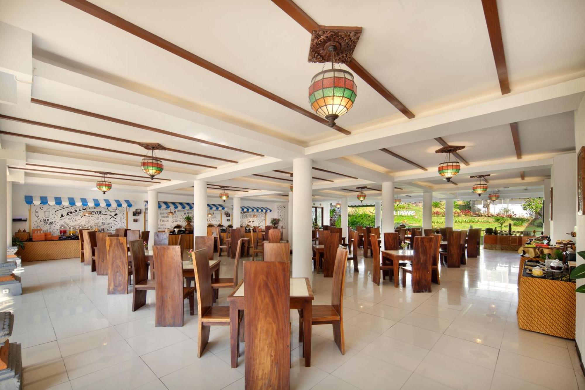 Royal Hotel And Villas טראוואס מראה חיצוני תמונה