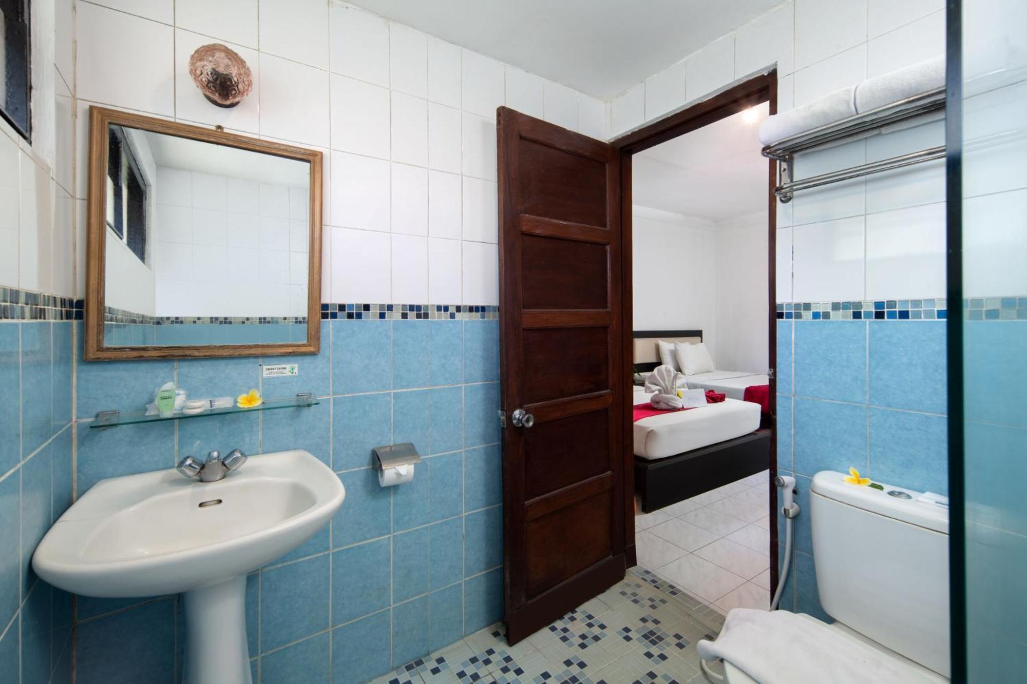 Royal Hotel And Villas טראוואס מראה חיצוני תמונה