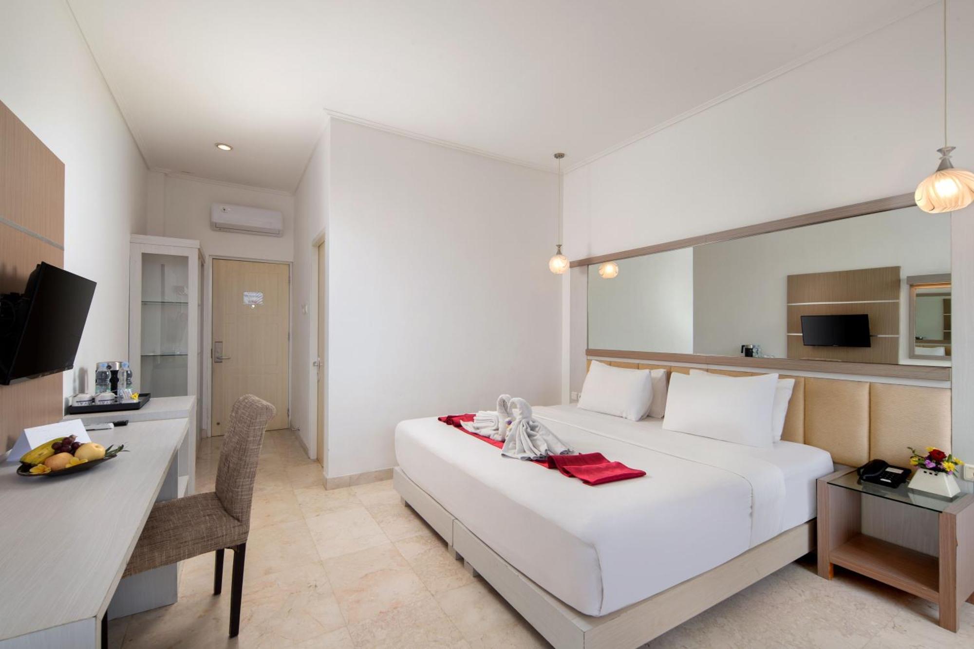 Royal Hotel And Villas טראוואס מראה חיצוני תמונה